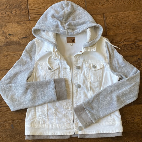 Jean Jacket with hood - Picture 1 of 5